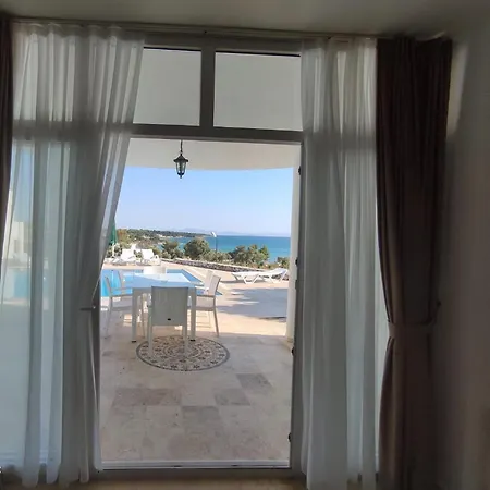 White Beach Village Villa Odemis