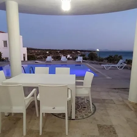 White Beach Village Odemis