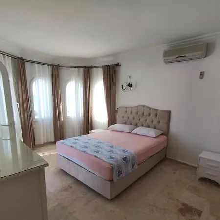 Villa White Beach Village